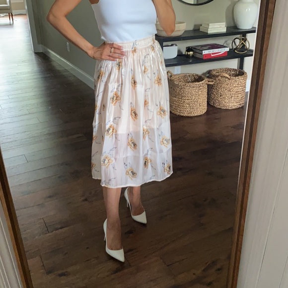 Frnch Floral Elodia Skirt - Picture 9 of 9